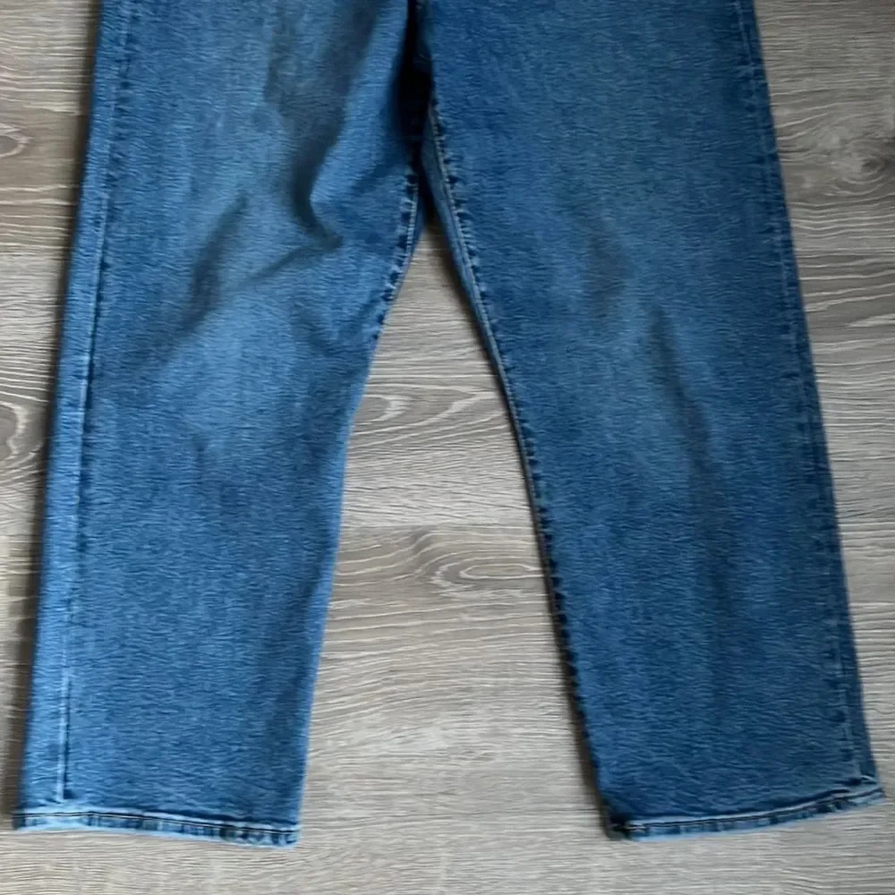 Levi's Ribcage Straight Ankle Jeans - Picture 7 of 13